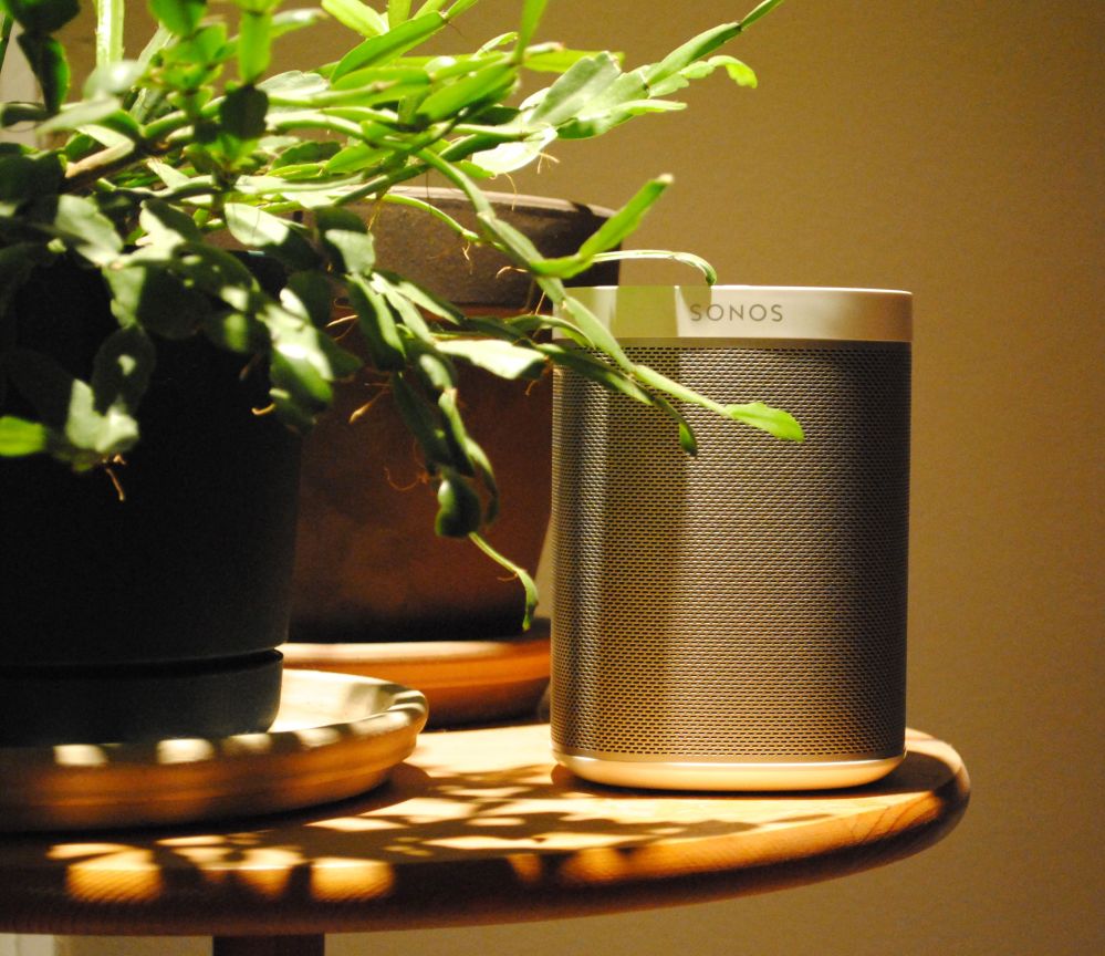 Sonos Play: 1 wireless speaker looks as good as it sounds