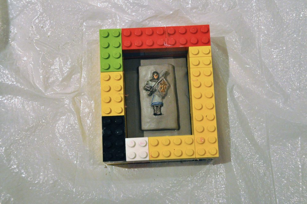 LEGO frame to hold Mold Max.