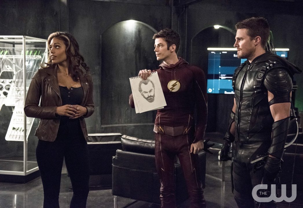 The Flash -- "Legends of Today" -- Image FLA208B_0011b.jpg -- Pictured (L-R): Ciara Renee as Kendra Saunders, Grant Gustin as Barry Allen and Stephen Amell as Oliver Queen -- Photo: Cate Cameron/The CW -- Ã?Â© 2015 The CW Network, LLC. All rights reserved.