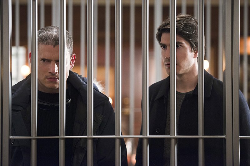 DC's Legends of Tomorrow -- "Pilot, Part 2" -- Image LGN102_20150922_0311b.jpg -- Pictured (L-R): Wentworth Miller as Leonard Snart/Captain Cold and Brandon Routh as Ray Palmer/Atom -- Photo: Diyah Perah/The CW -- Ã?Â© 2015 The CW Network, LLC. All Rights Reserved.