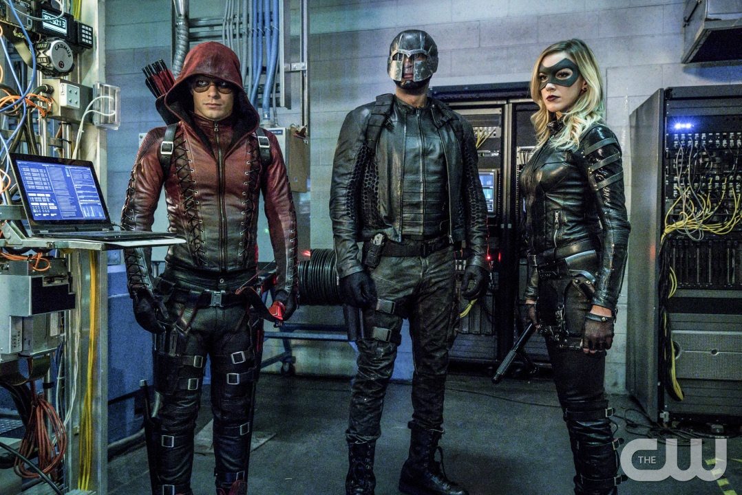 Arrow -- "Unchained" -- Image AR412A_0089.jpgb -- Pictured (L-R): Colton Haynes as Arsenal, David Ramsey as John Diggle and Katie Cassidy as Black Canary -- Photo: Liane Hentscher/ The CW -- Ã?Â© 2016 The CW Network, LLC. All Rights Reserved.