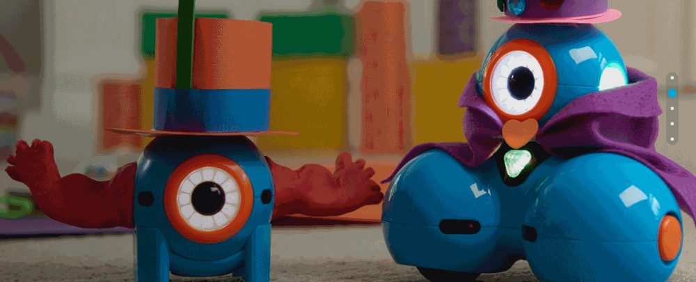 Can programmable robots Dot and Dash teach your kids to code