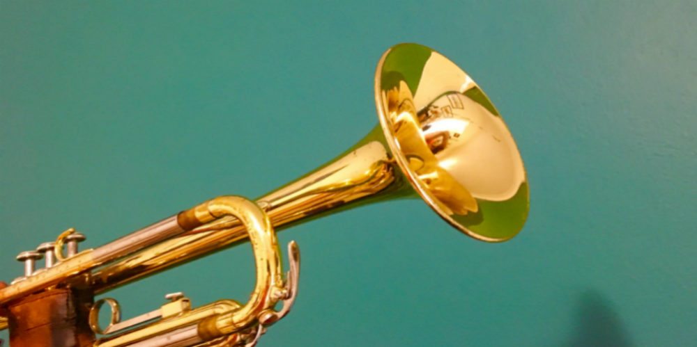 trumpet-busking-title