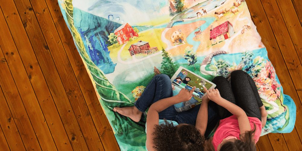 SpinTales augmented reality story-telling bed-cover.