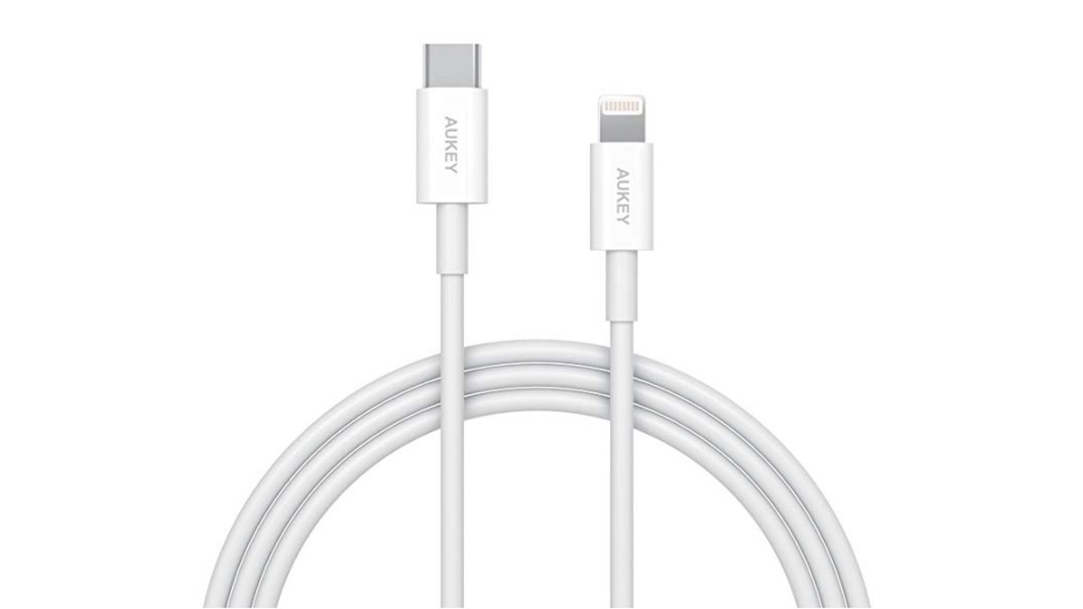 Geek Daily Deals 091018 USB C lightning cable