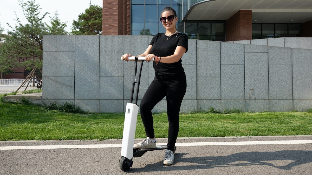 The Mantour X Electric Scooter is light on weight and heavy on features.