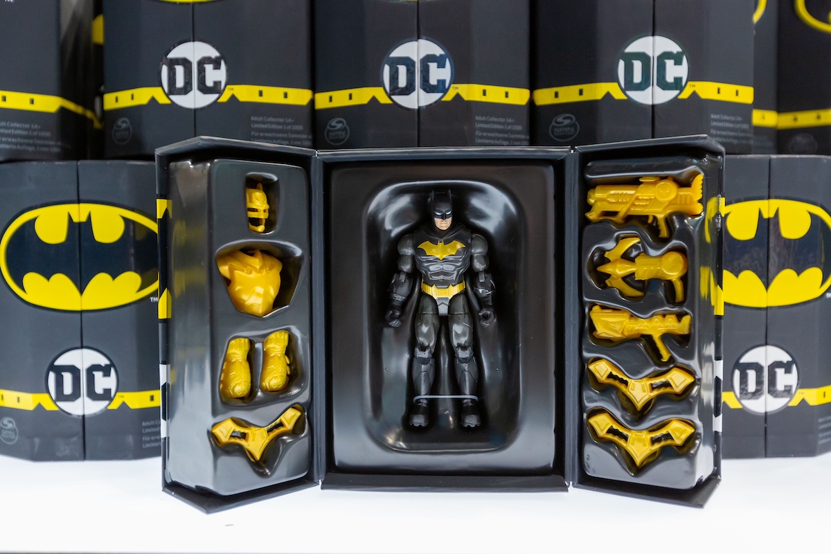 Review: Bat-Tech by Spin Master Shows Off Batman's Wonderful Toys - GeekDad
