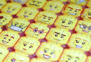 LEGO Minifigure Faces puzzle