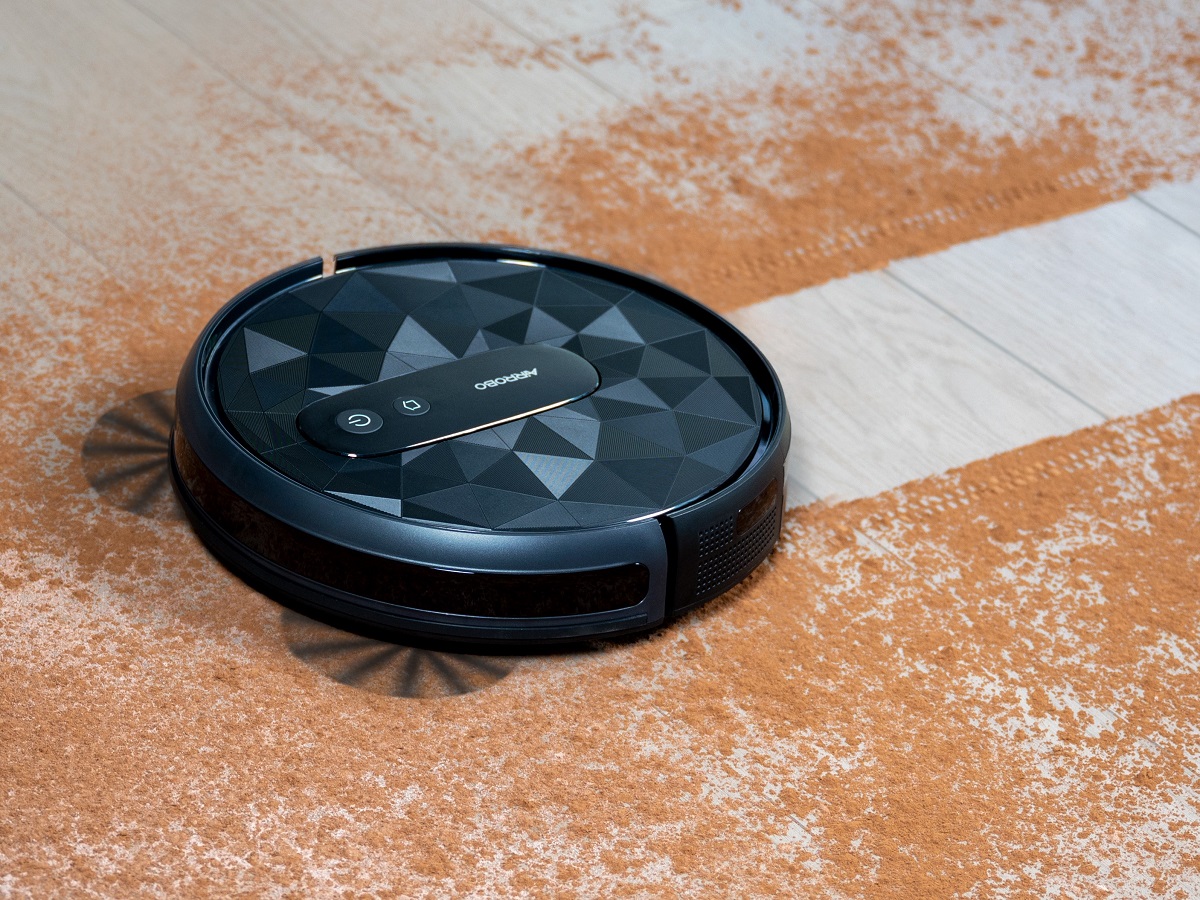Keep Your Floors Clean With the AIRROBO Robot Vacuum P20 - GeekDad