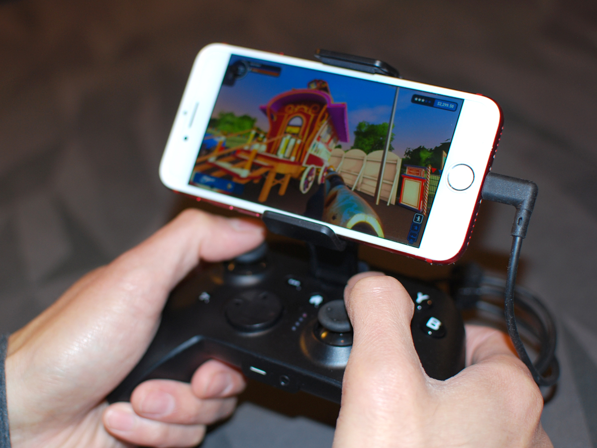 RiotPWR controller with iPhone